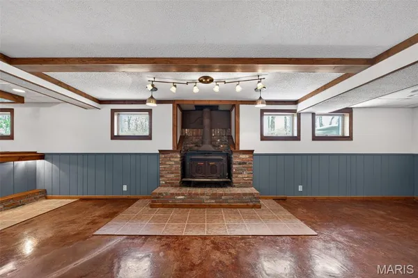 $675,000 | 35 Green View Drive, Defiance, MO 63341