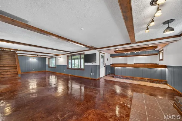 $675,000 | 35 Green View Drive, Defiance, MO 63341