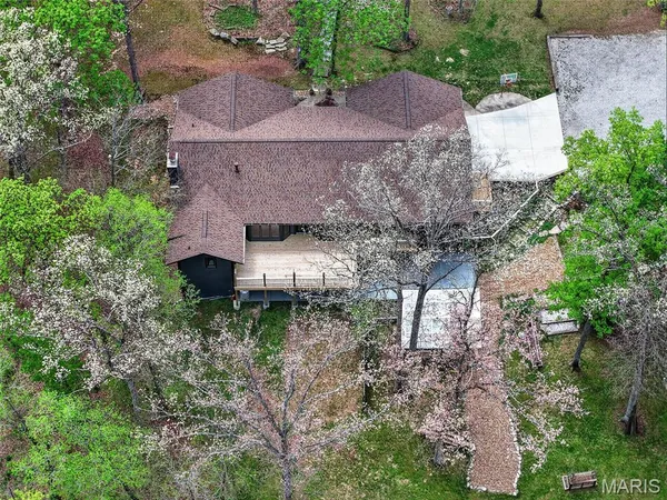 $675,000 | 35 Green View Drive, Defiance, MO 63341