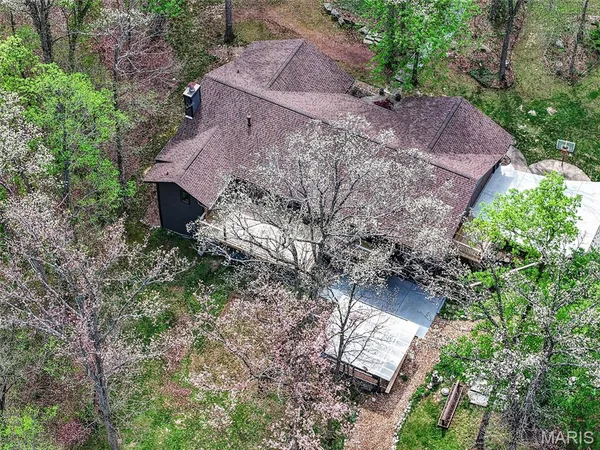 $675,000 | 35 Green View Drive, Defiance, MO 63341