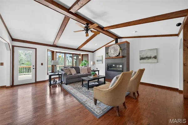 $675,000 | 35 Green View Drive, Defiance, MO 63341