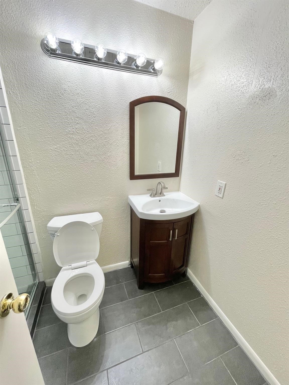 4115 Issacks Way Sugar Land, TX 77479 - Photo 8 of 20