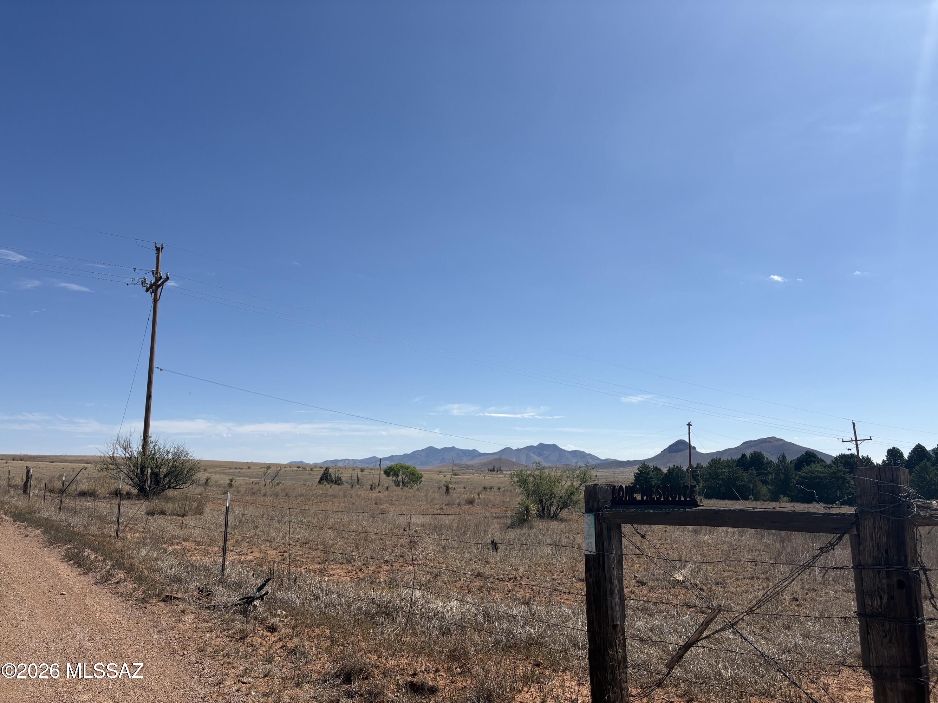 4 Lower Elgin Road Elgin, AZ 85611 - Photo 5 of 16