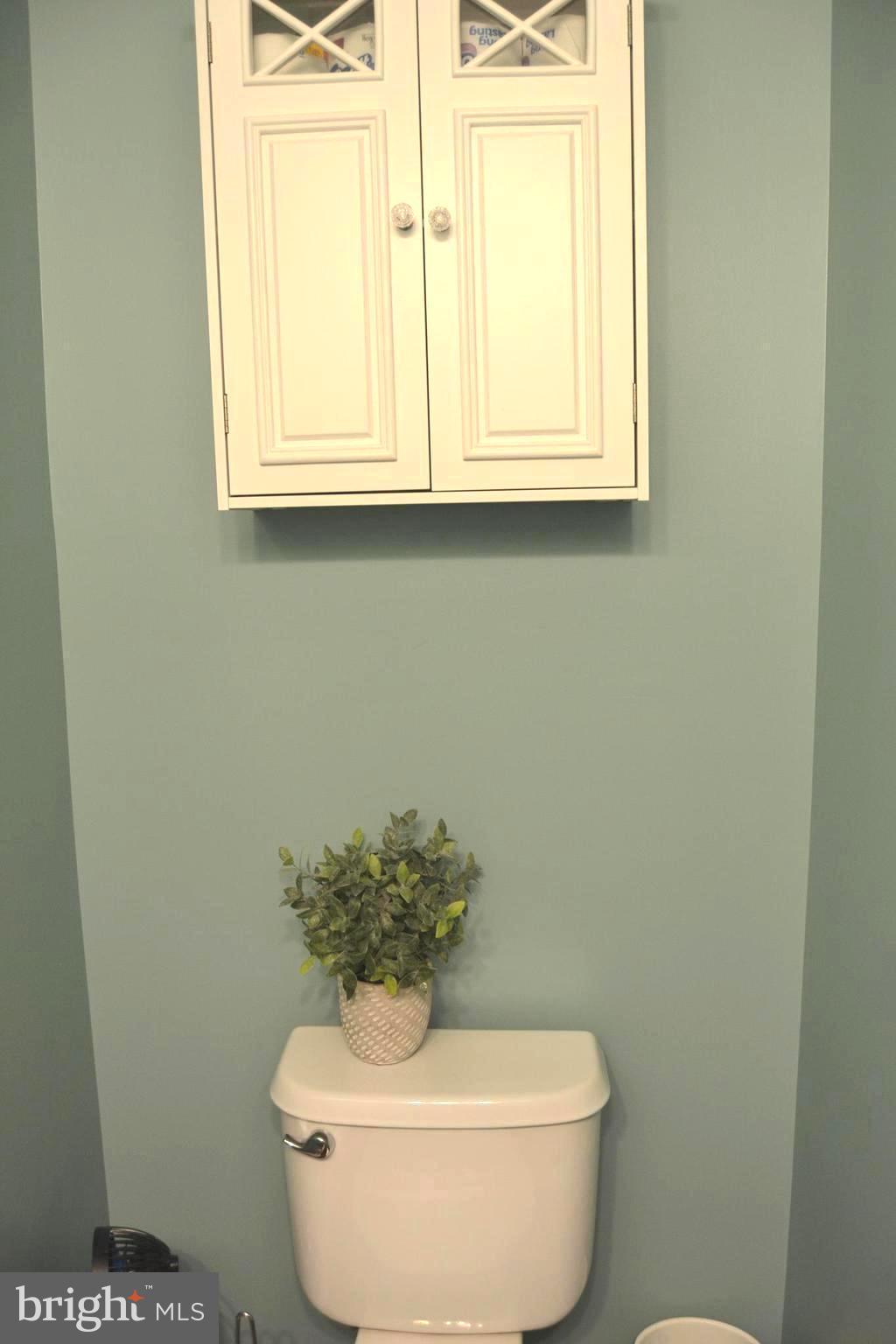 152 Stoyer Road Coatesville, PA 19320 - Photo 16 of 68 Main floor half bath