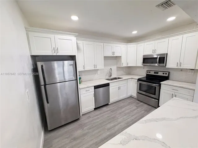 $3,200 | 14930 Northwest 16th Drive, Unit 1, Miami, FL 33167