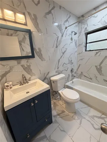 $3,200 | 14930 Northwest 16th Drive, Unit 1, Miami, FL 33167