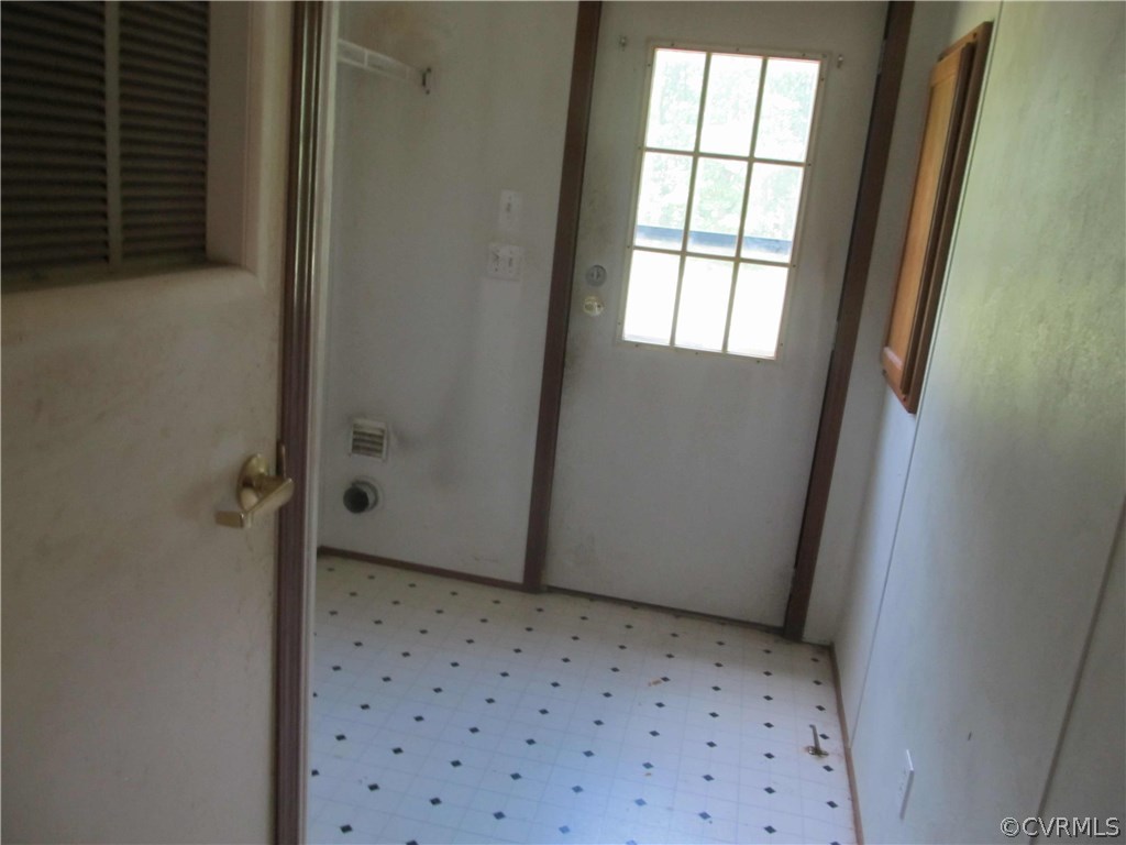 14036 West Patrick Henry Road Doswell, VA 23047 - Photo 18 of 19 Gallery Image 18