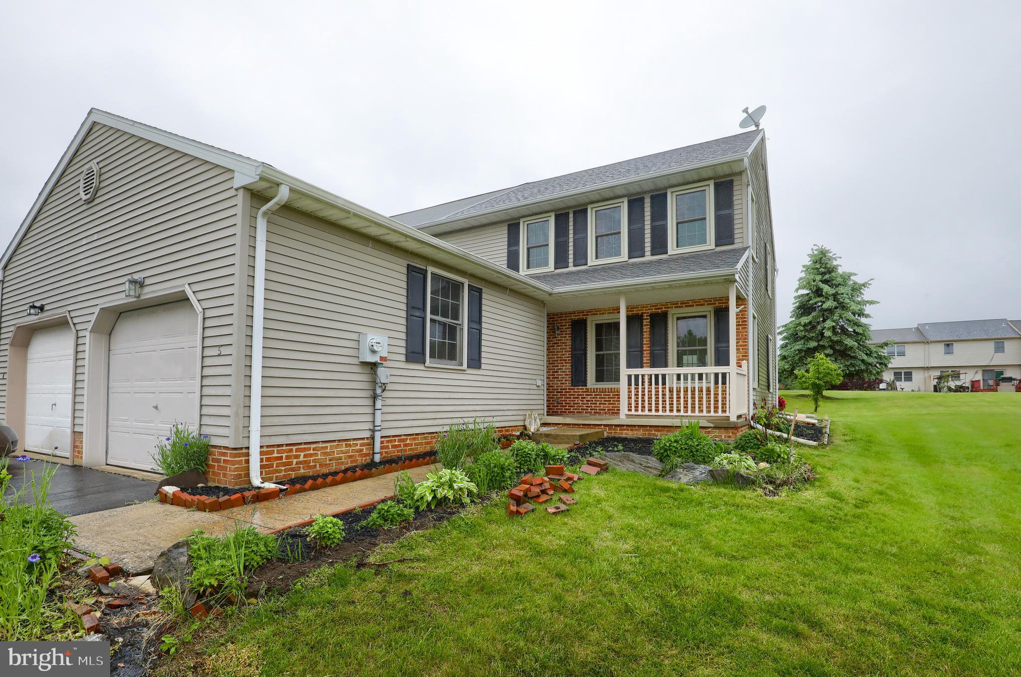 5 Greythorne Road Lancaster, PA 17603 - Photo 1 of 37 Gallery Image 1