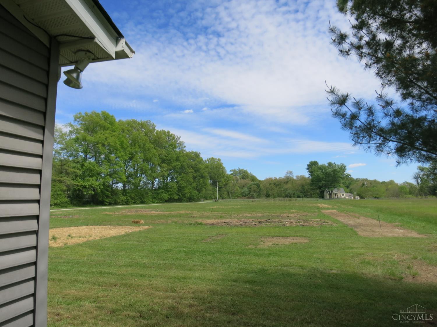 5693 Bigam Road Batavia, OH 45103 - Photo 6 of 37