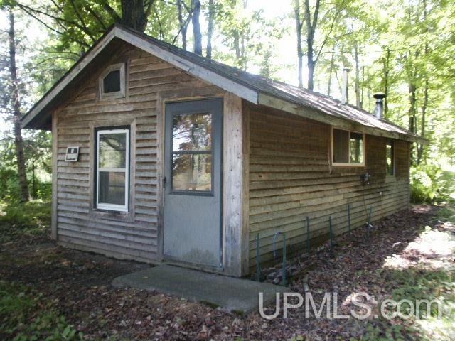 8946 Carbis Road Iron Mountain, MI 49801 - Photo 6 of 11 Gallery Image 6