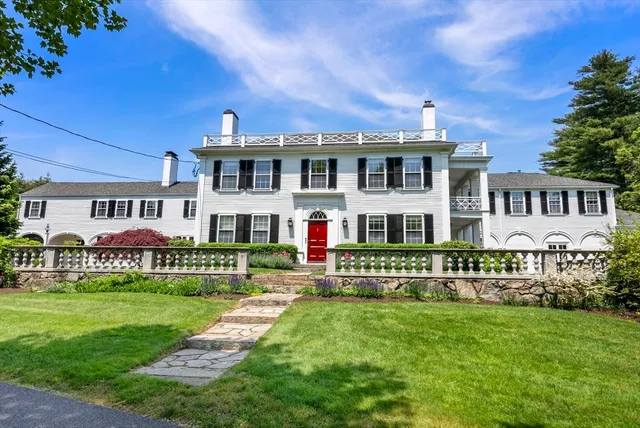 front view of house with a yard