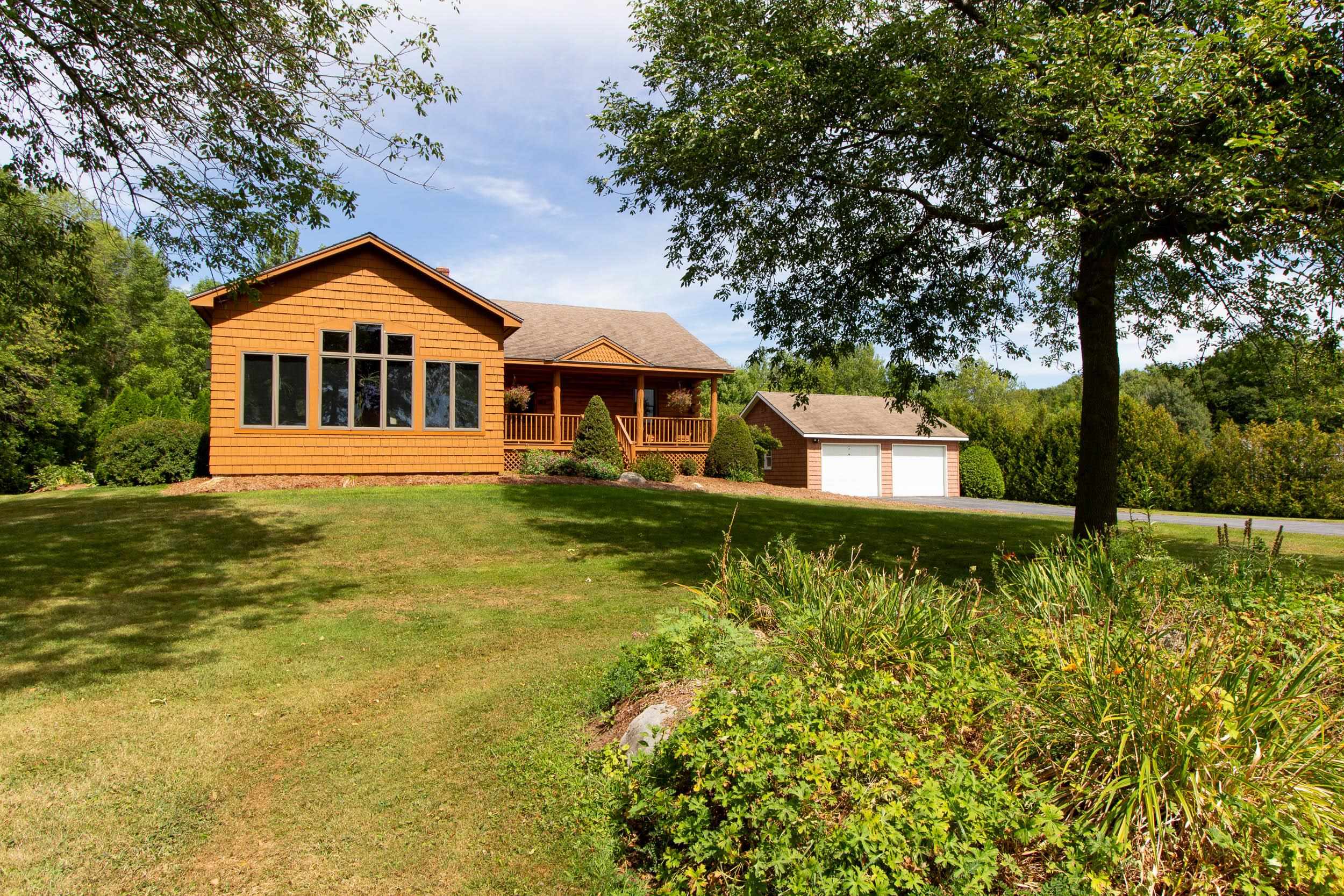 17 Faywood Road Grand Isle, VT 05458 - Photo 6 of 60 Gallery Image 6