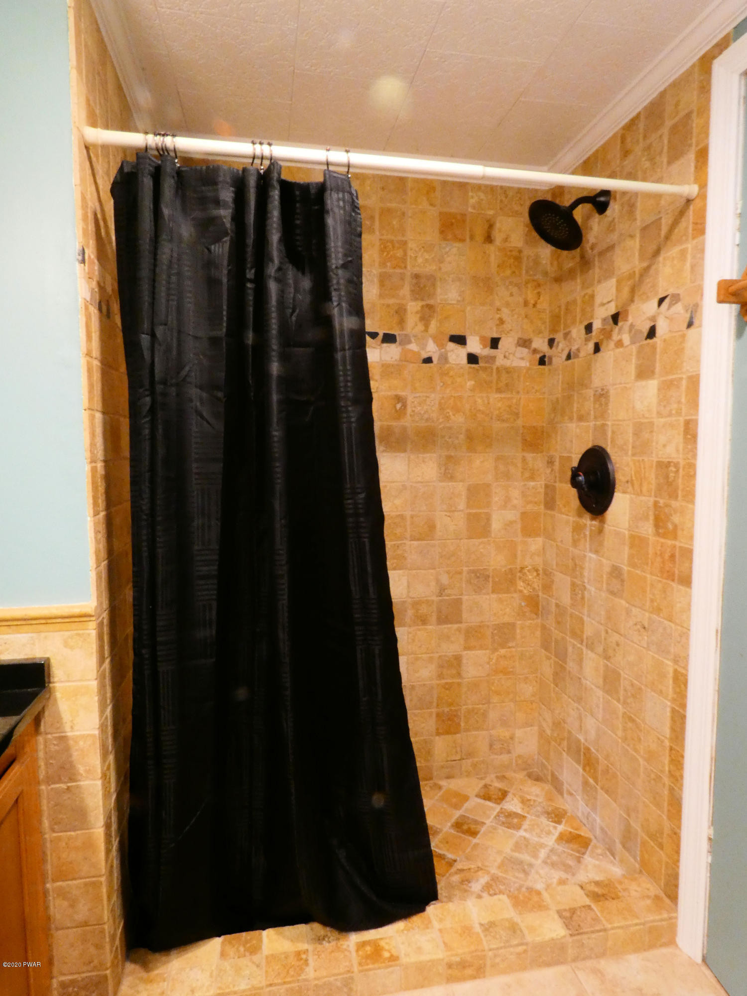 224 Hoadleys Road Hawley, PA 18428 - Photo 15 of 26 13 Bathroom View 3