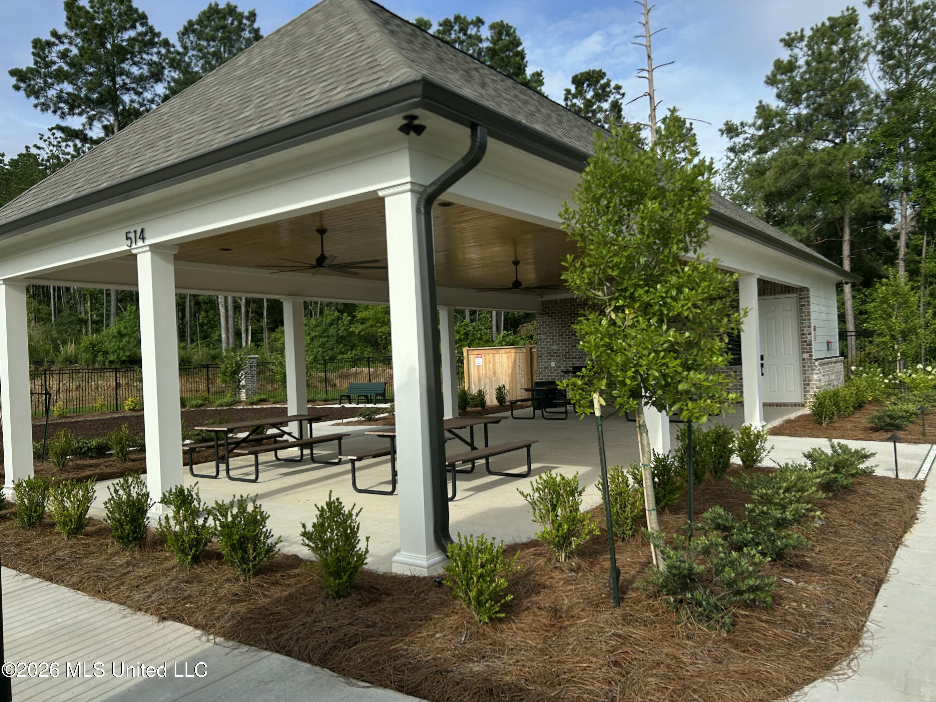 160 Bronson Bend Flowood, MS 39232 - Photo 18 of 20 IMG_5604