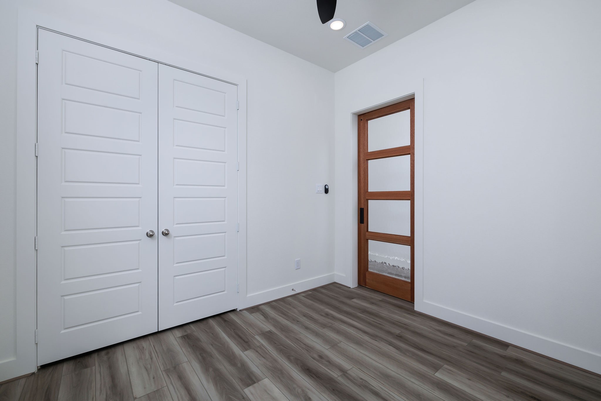 68 Fairway Drive Trinity, TX 75862 - Photo 10 of 48 Mahogany and glass soft close barn door
