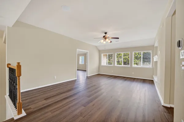 $4,000 | 6826 Sorrelwood Lane, Sugar Land, TX 77479