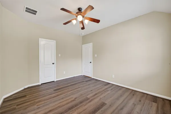 $4,000 | 6826 Sorrelwood Lane, Sugar Land, TX 77479
