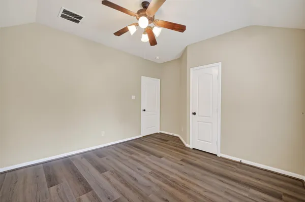$4,000 | 6826 Sorrelwood Lane, Sugar Land, TX 77479