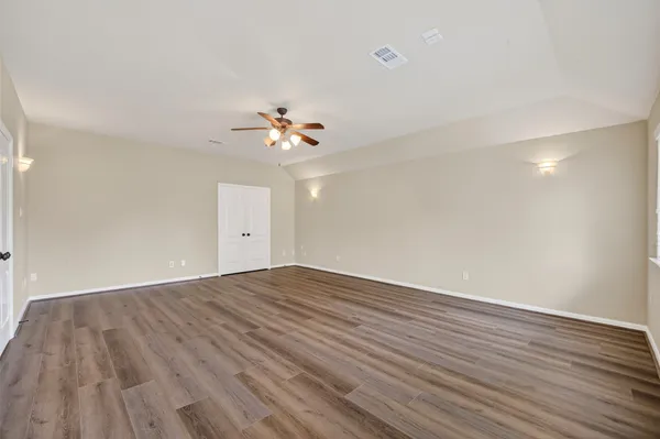 $4,000 | 6826 Sorrelwood Lane, Sugar Land, TX 77479