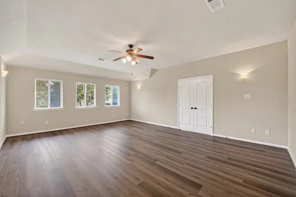 $4,000 | 6826 Sorrelwood Lane, Sugar Land, TX 77479