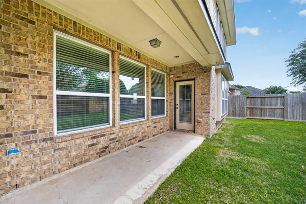 $4,000 | 6826 Sorrelwood Lane, Sugar Land, TX 77479