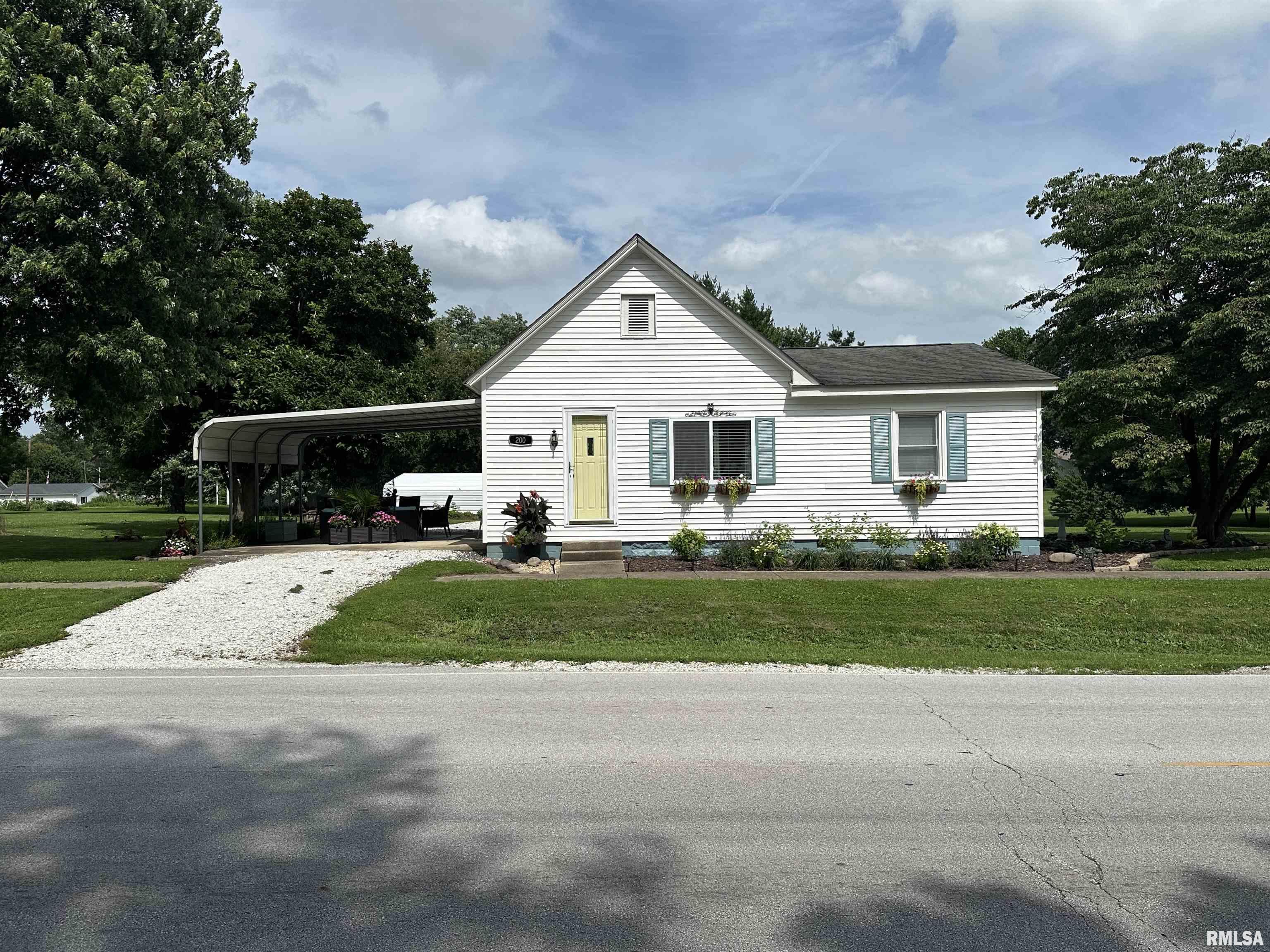 200 State Street Concord, IL 62631 - Photo 2 of 52
