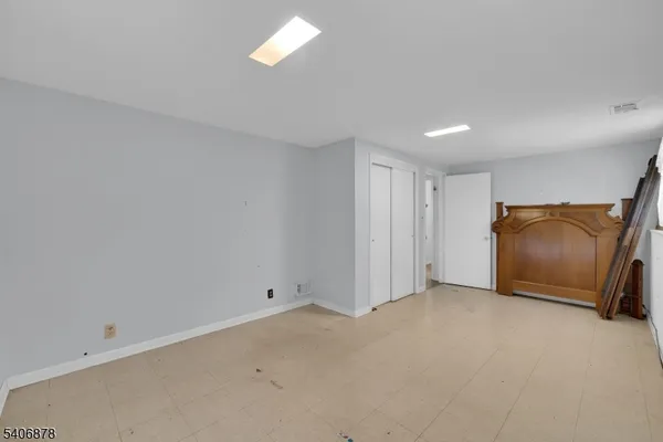 $650,000 | 39 Deerfield Road, Whippany, NJ 07981