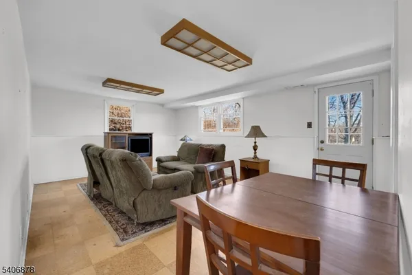 $650,000 | 39 Deerfield Road, Whippany, NJ 07981