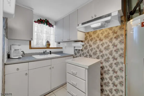 $650,000 | 39 Deerfield Road, Whippany, NJ 07981