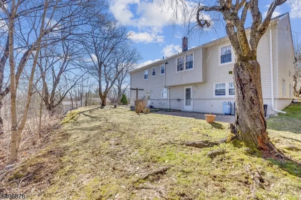 $650,000 | 39 Deerfield Road, Whippany, NJ 07981
