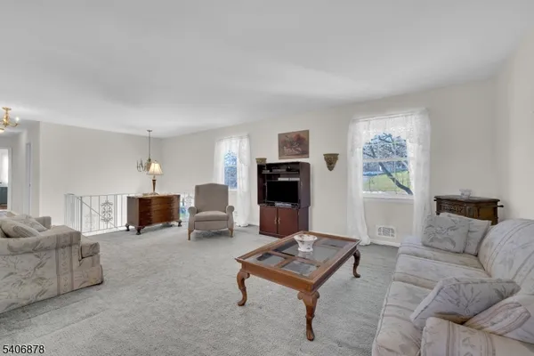 $650,000 | 39 Deerfield Road, Whippany, NJ 07981
