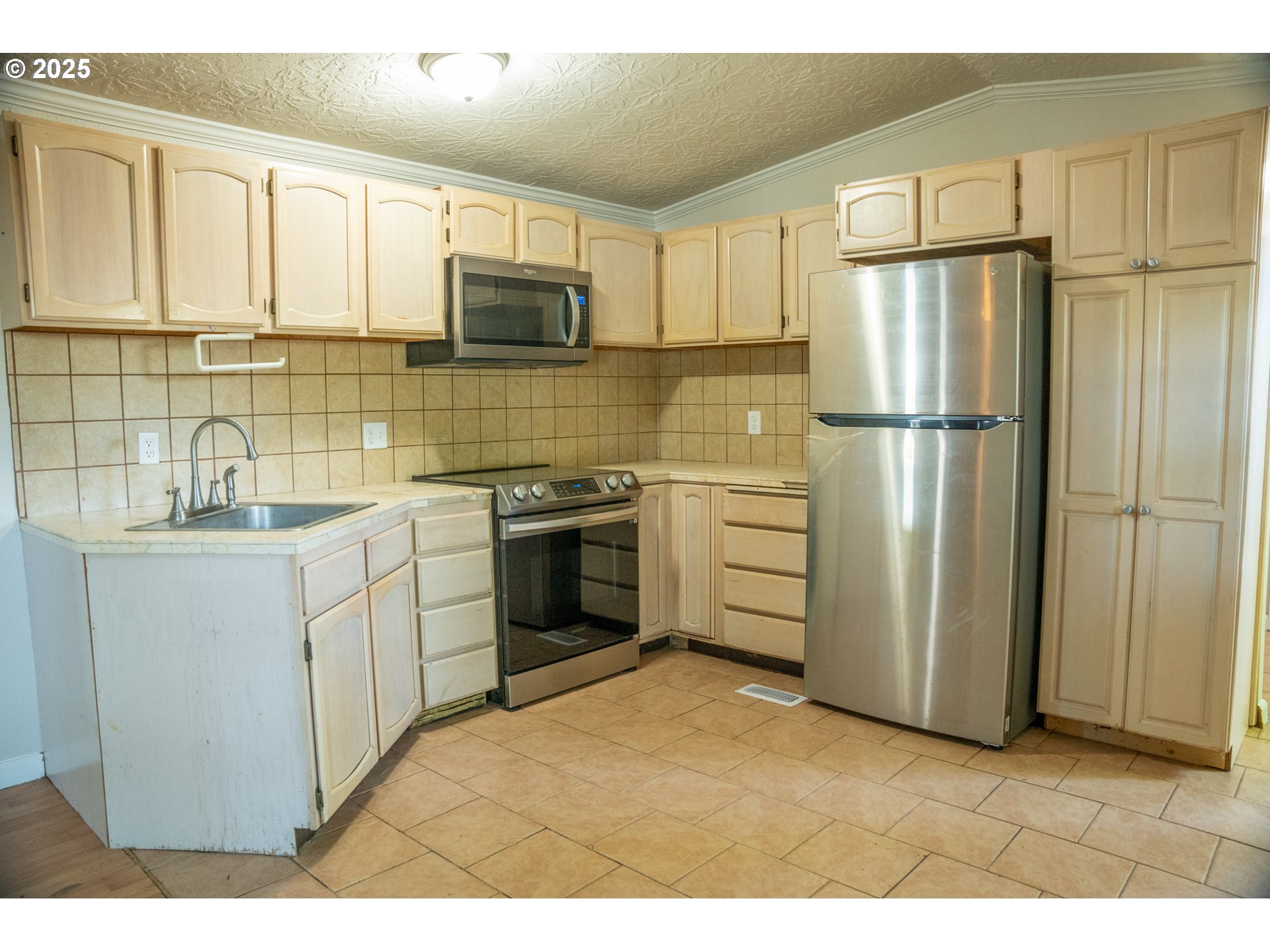 19000 Southeast Bornstedt Road, Unit 4 Sandy, OR 97055 - Photo 8 of 16 Gallery Image 8