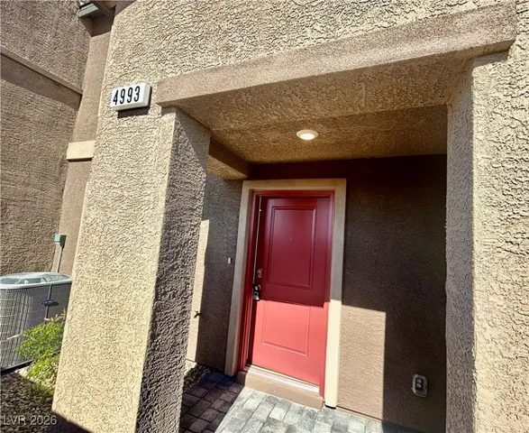 $1,895 | 4993 Olive Mesa Avenue, Unit 23, Las Vegas, NV 89139
