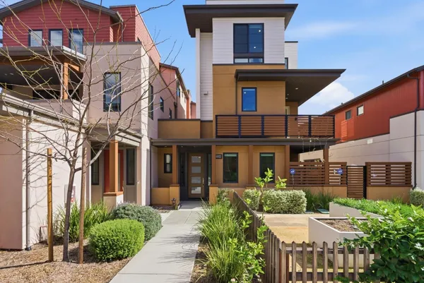 $2,300,000 | 15206 Watkins Drive, Los Gatos, CA 95032