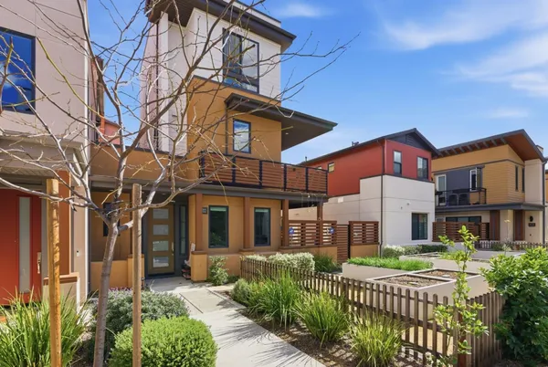 $2,300,000 | 15206 Watkins Drive, Los Gatos, CA 95032