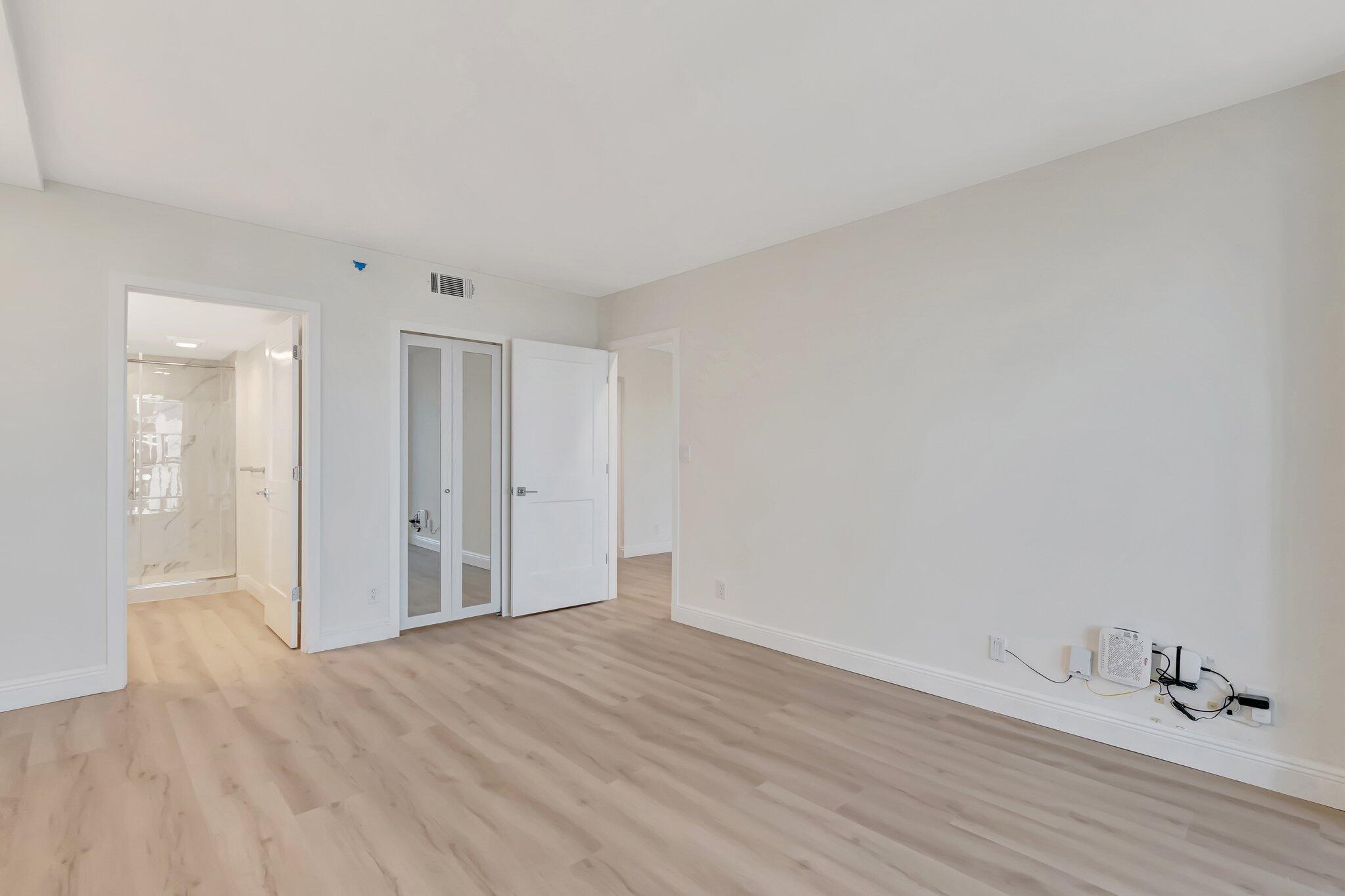 7802 Lakeside Boulevard, Unit 764 Boca Raton, FL 33434 - Photo 13 of 61 PRIMARY BEDROOM