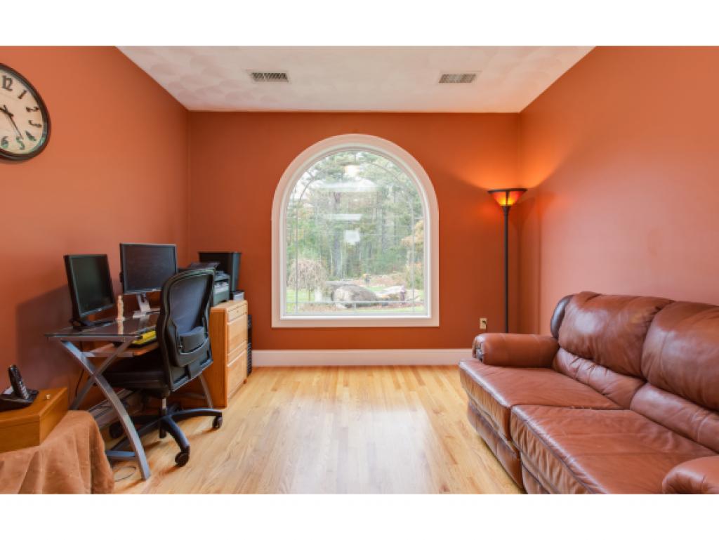147 Brookdale Road Salem, NH 03079 - Photo 10 of 31