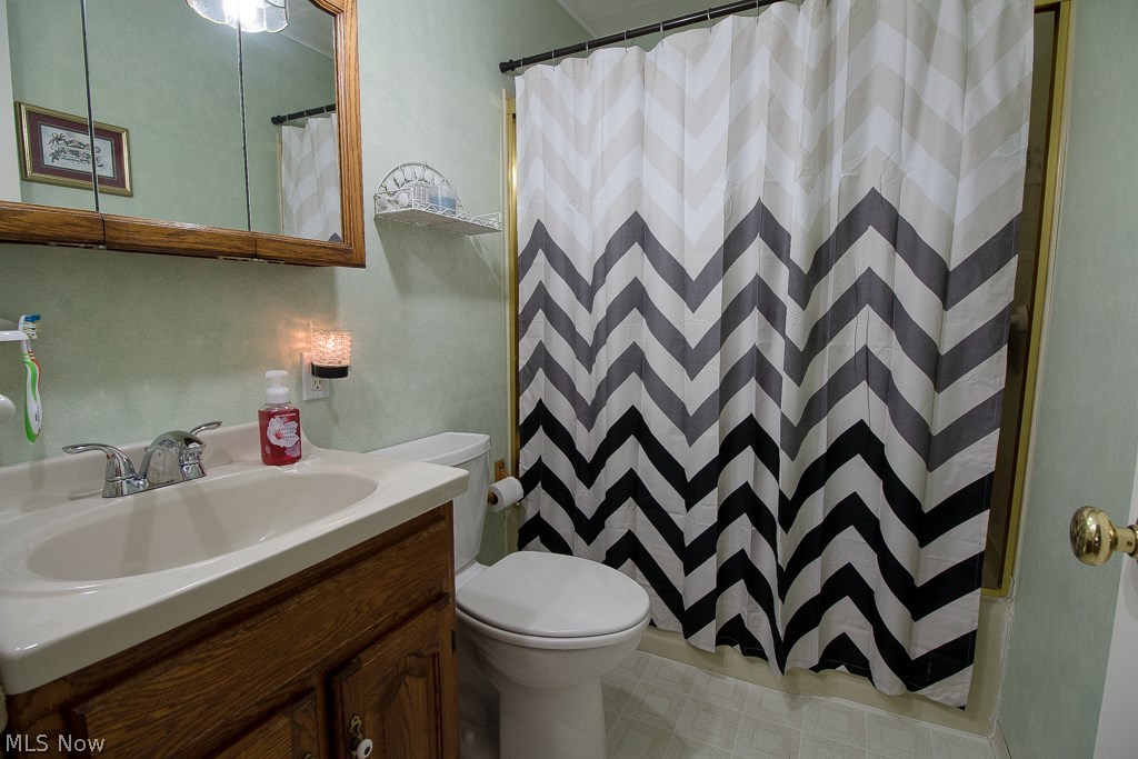 38821 Adkins Road Willoughby, OH 44094 - Photo 10 of 25 Gallery Image 10