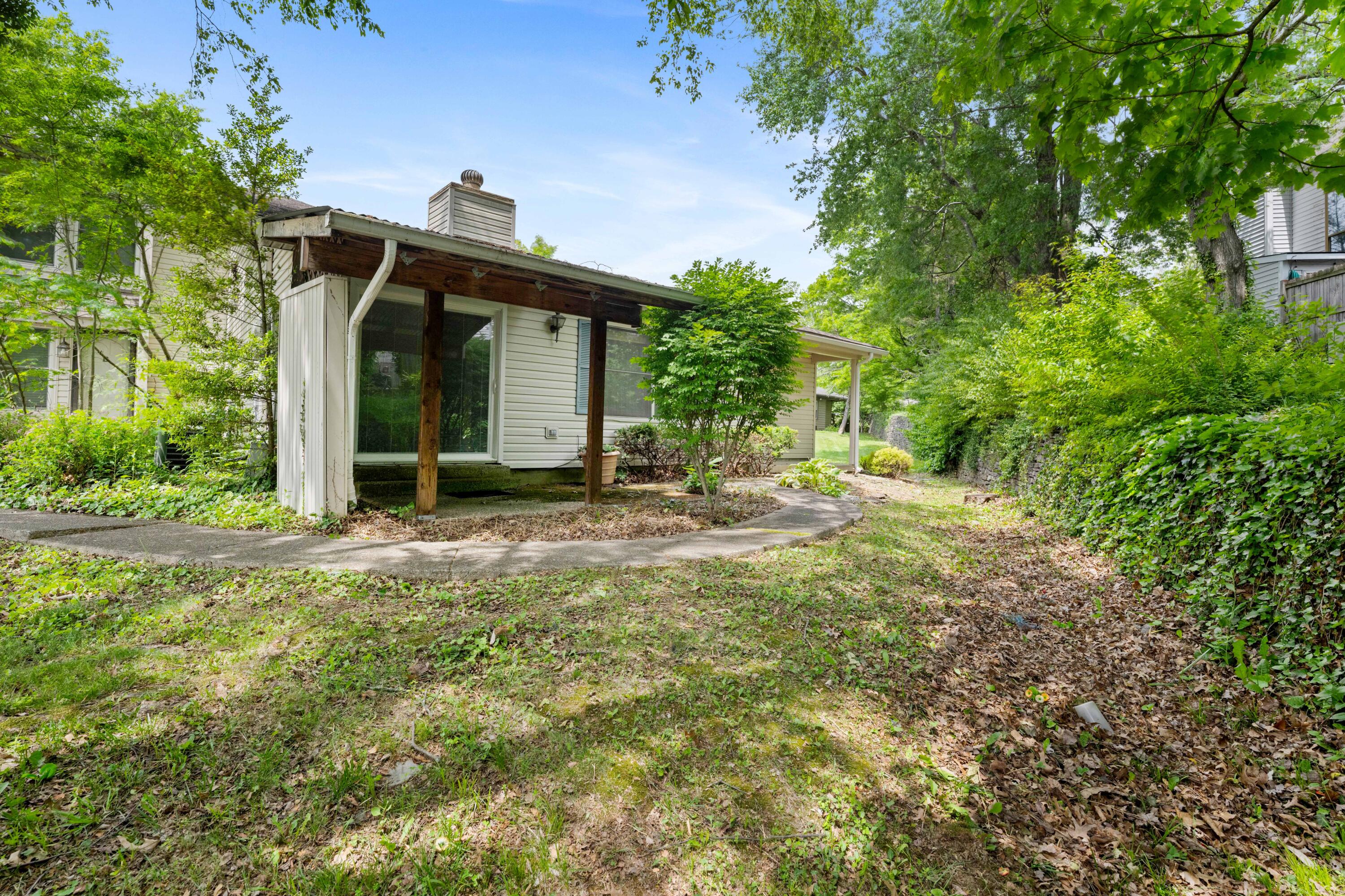 1124 Turkey Foot Road, Unit A Lexington, KY 40502 - Photo 4 of 20 JSB_3143