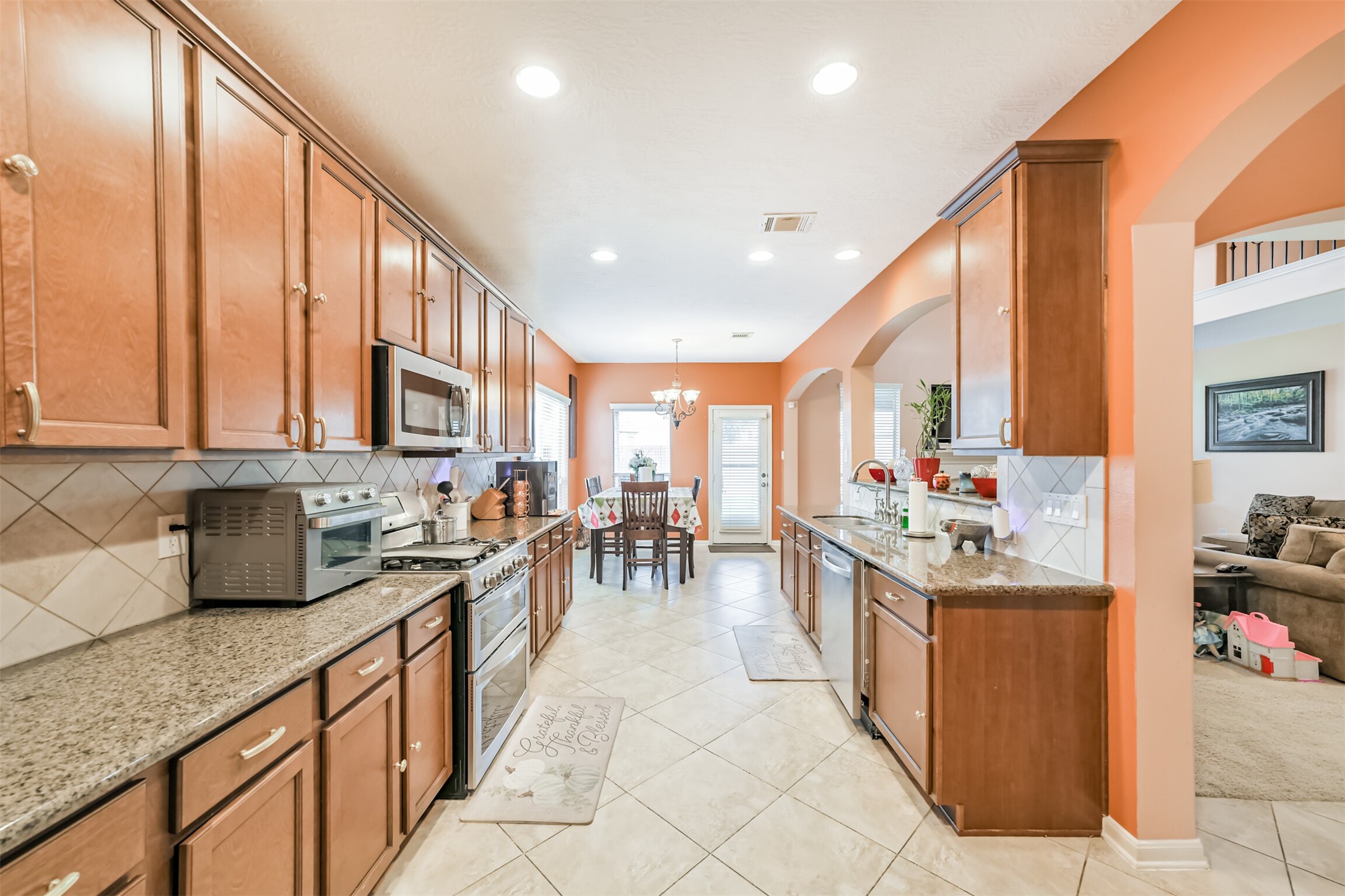 22015 Bridgestone Eagle Court Spring, TX 77388 - Photo 12 of 48
