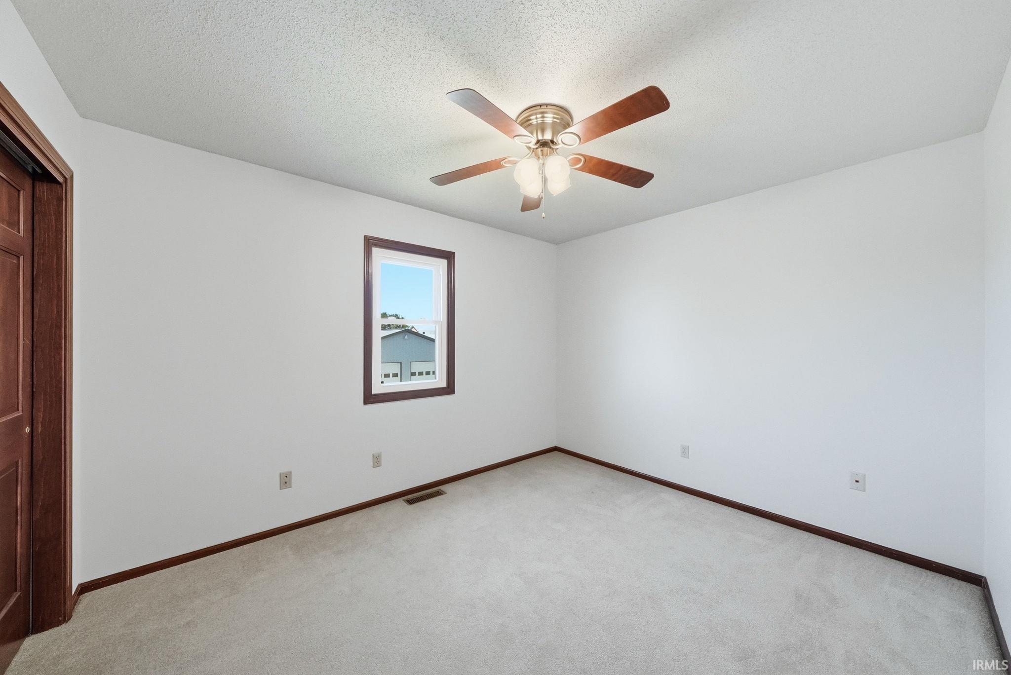 7625 Black Road New Haven, IN 46774 - Photo 23 of 36