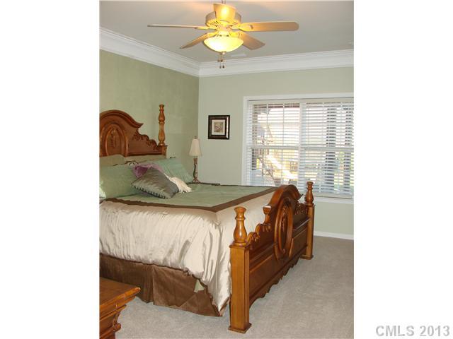 3303 Cole Mill Road Charlotte, NC 28270 - Photo 8 of 16 Gallery Image 8