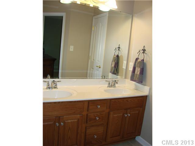 3303 Cole Mill Road Charlotte, NC 28270 - Photo 9 of 16 Gallery Image 9