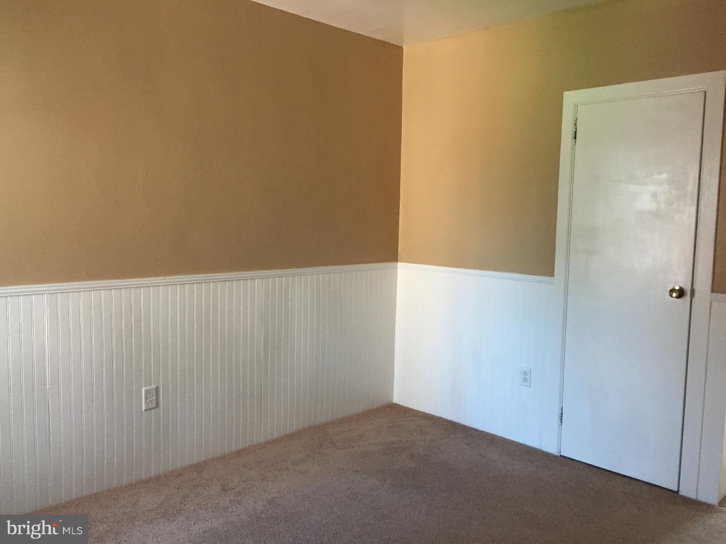 1133 Robeson Street Reading, PA 19604 - Photo 9 of 14