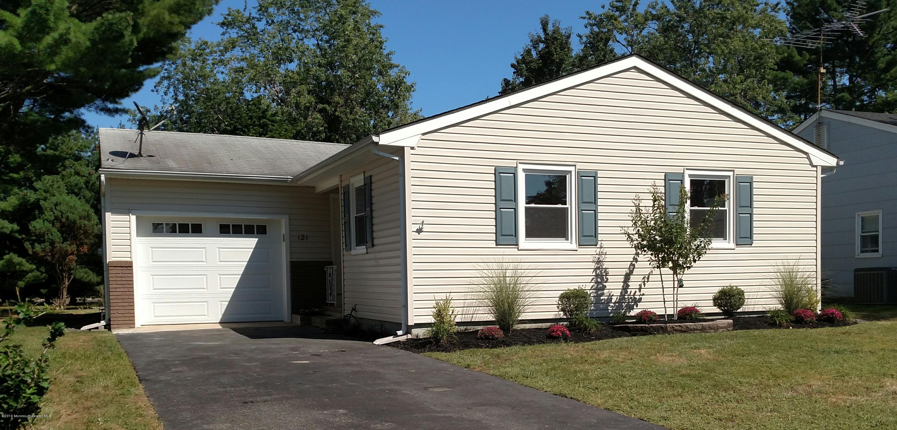 121 Georgetown Road Toms River, NJ 08757 - Photo 1 of 21 IMG_20160829_005210