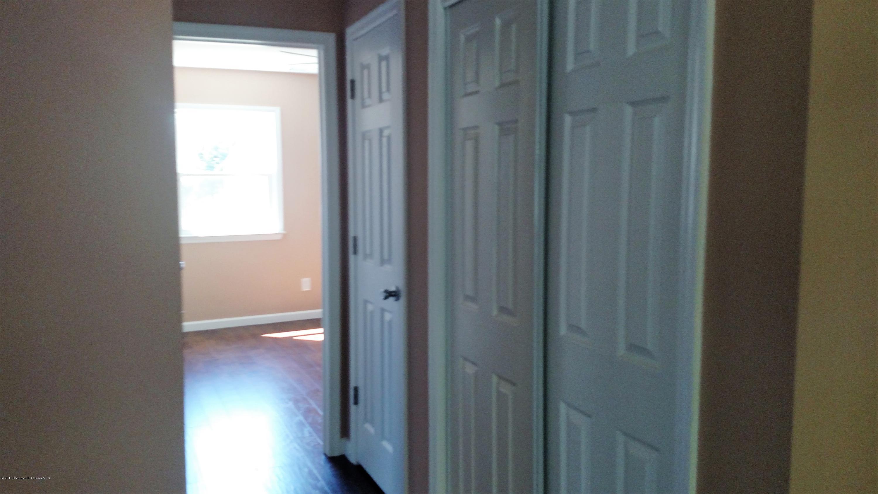 121 Georgetown Road Toms River, NJ 08757 - Photo 12 of 21 Hallway 2