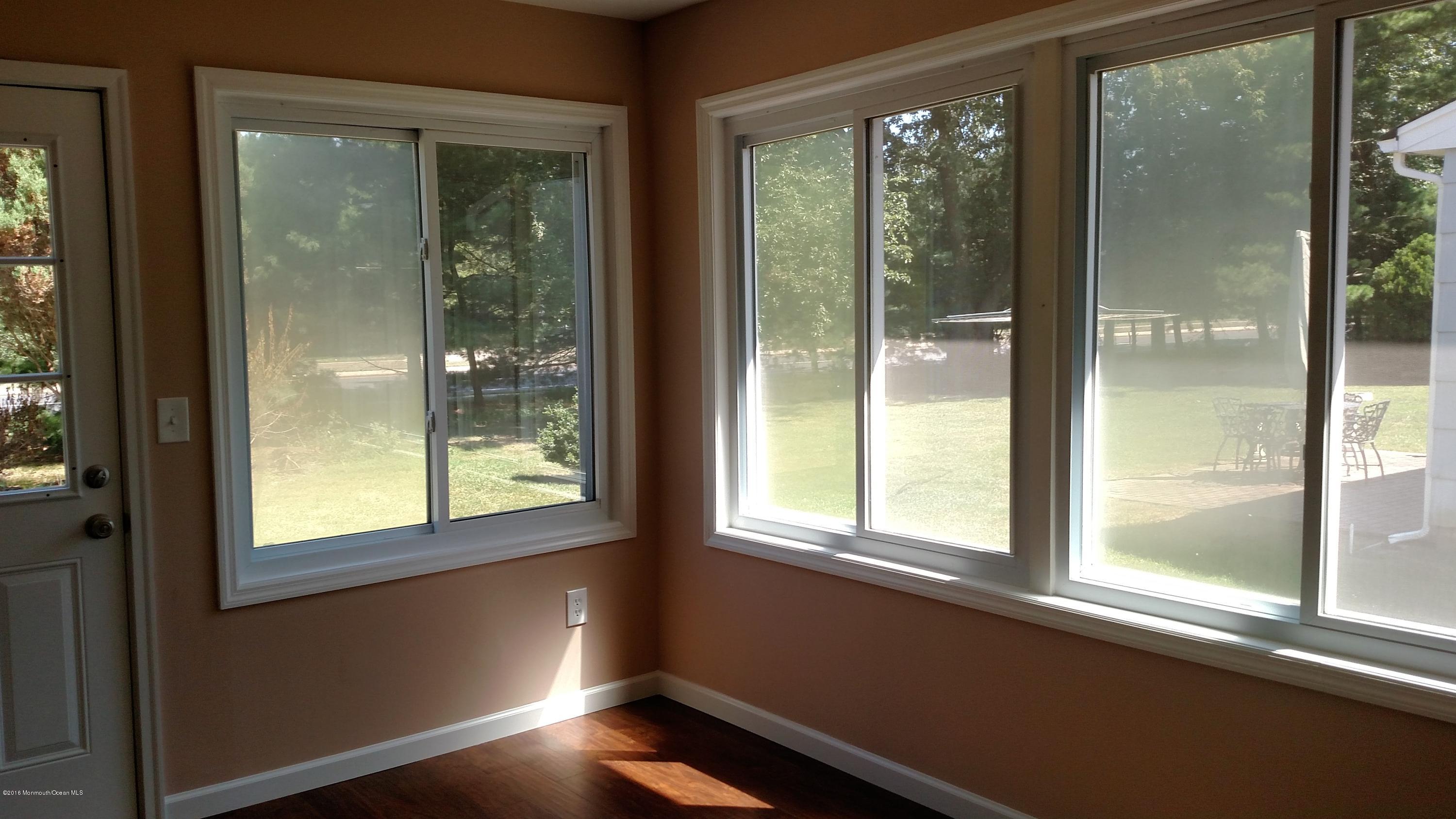 121 Georgetown Road Toms River, NJ 08757 - Photo 6 of 21 Den 2