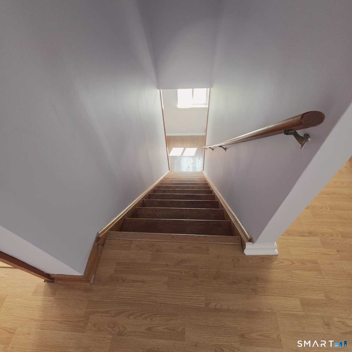 124 Geddes Terrace, Unit LEFT Waterbury, CT 06708 - Photo 6 of 28