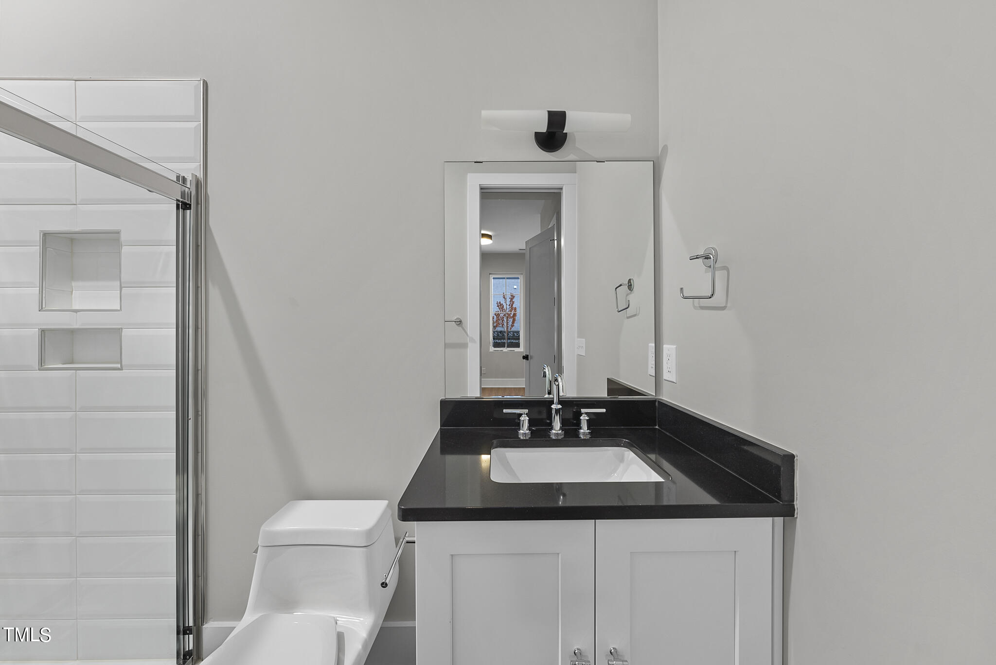 411 West Lenoir Street Raleigh, NC 27601 - Photo 34 of 55 DSC09300