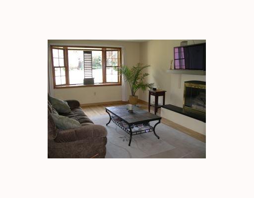192 Neely School Road Wexford, PA 15090 - Photo 5 of 8 Living Room.